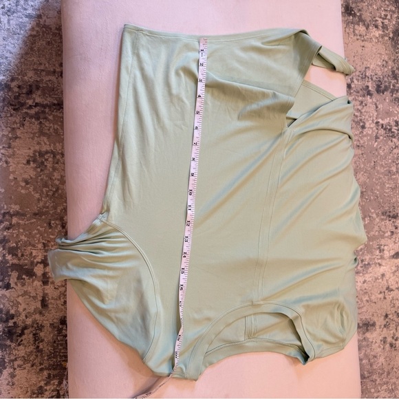 Lululemon Time to Restore Nulu Long
Sleeve Shirt Creamy Mint Size 8 - Picture 7 of 10